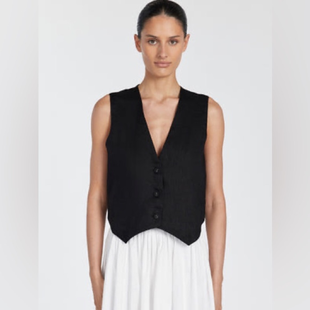 DISSH Banks Black Linen Vest